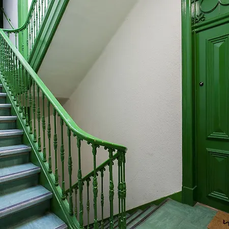 Blue & Green By Altido 리스본