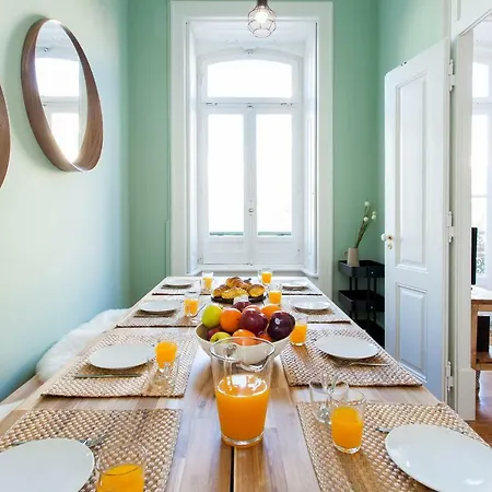 Apartment Blue & Green By Altido *