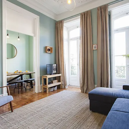 Apartment Blue & Green By Altido *